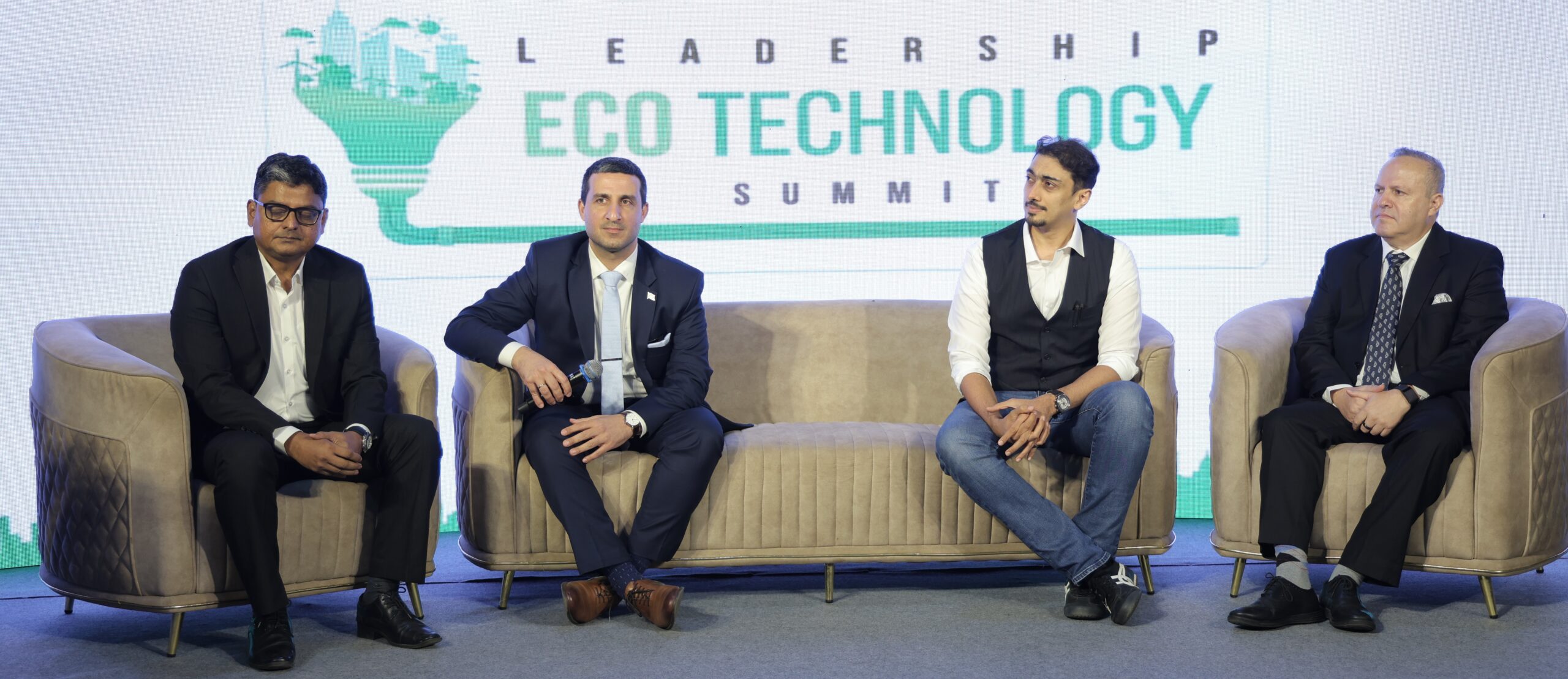 (L to R) Kiran Shetty-CEO, Conserve Buildcon,
Sagi Itcher-Isreal Trade Commissioner,
Gaurav Sanghavi-Co-Founder, Pentaspace Design
Studio, Miki Kedem-CEO, Huliot India